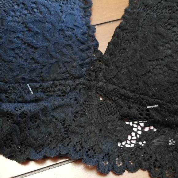 XHILARATION 🖤 BLACK BRA - Picture 2 of 8